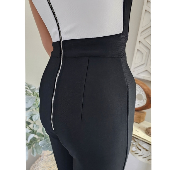 Bella Barnett Allegra White Black Corset Bandage Sleeveless Jumpsuit Size Small - Picture 5 of 9